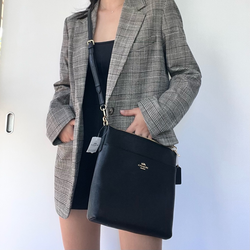 NEW WITH TAGS Coach leather crossbody